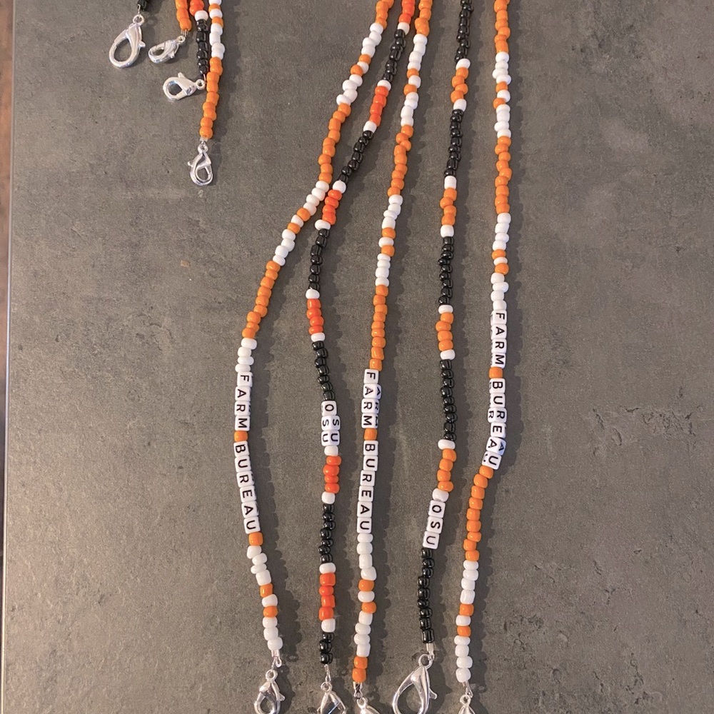 Beaded custom face mask lanyard